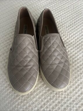 Steve Madden Quilted Slip-On Sneakers in Taupe Gray